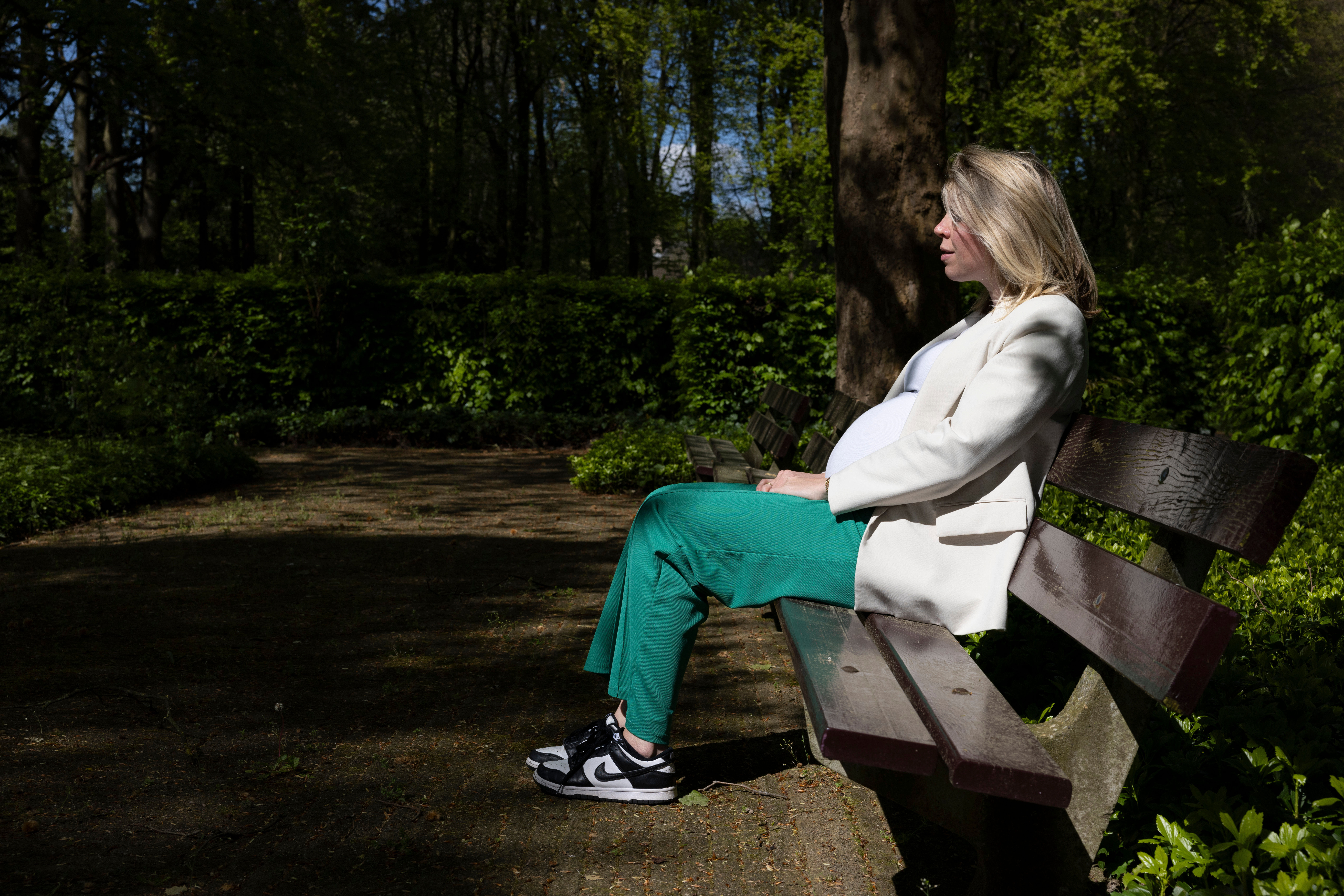GG Net Preventie Zwangere vrouw zittend 112 HR